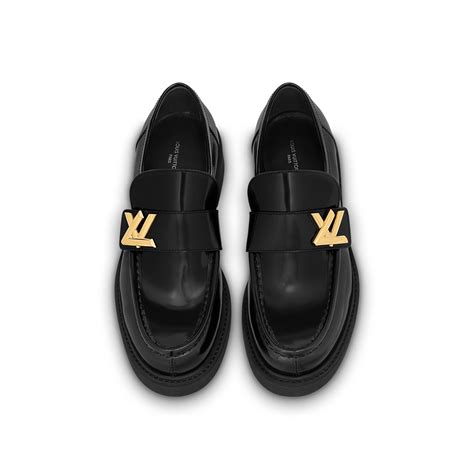 louis vuitton graduate flap loafer|Academy Flat Loafer .